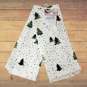 🆑️ CLEARANCE KitchenAid Polka Dots Kitchen Towels Green Trees Set Of 2